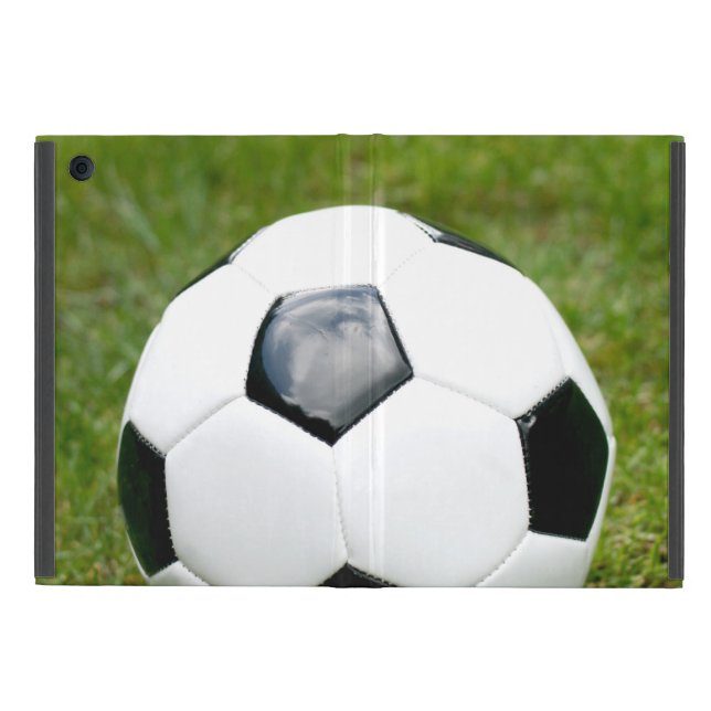 Funda Para iPad Mini Bola e hierba de fútbol (Exterior)