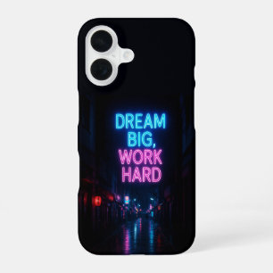 Funda Para iPhone 16 Calle lluviosa de Ciudad Neon 'Sueña en Grande, Tr