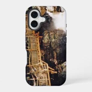 Funda Para iPhone 16 Camino Peligroso