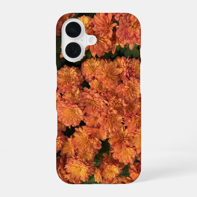 Funda para iPhone 16 con crisantemos naranjas (Reverso )
