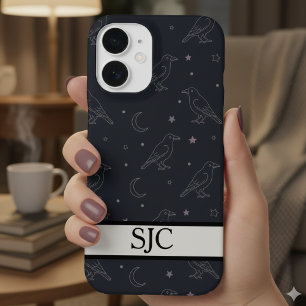 Funda Para iPhone 16 Cuervo Celestial Oscura Academia Monogramada
