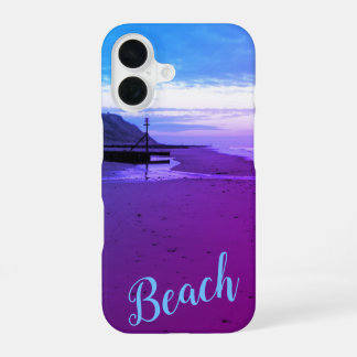 Funda Para iPhone 16 Playa en Mundesley, Norfolk en azul y púrpura