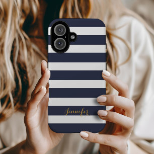 Funda Para iPhone 16 Rayas Clásicas de Monograma Azul Marino y Dorado