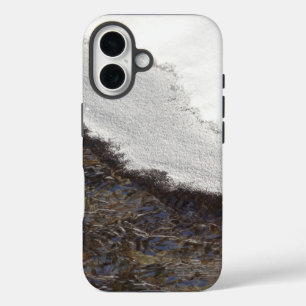 Funda Para iPhone 16 Rayas de la corriente de nieve de invierno