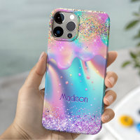 Unicornio holográfico chic con monograma goteante