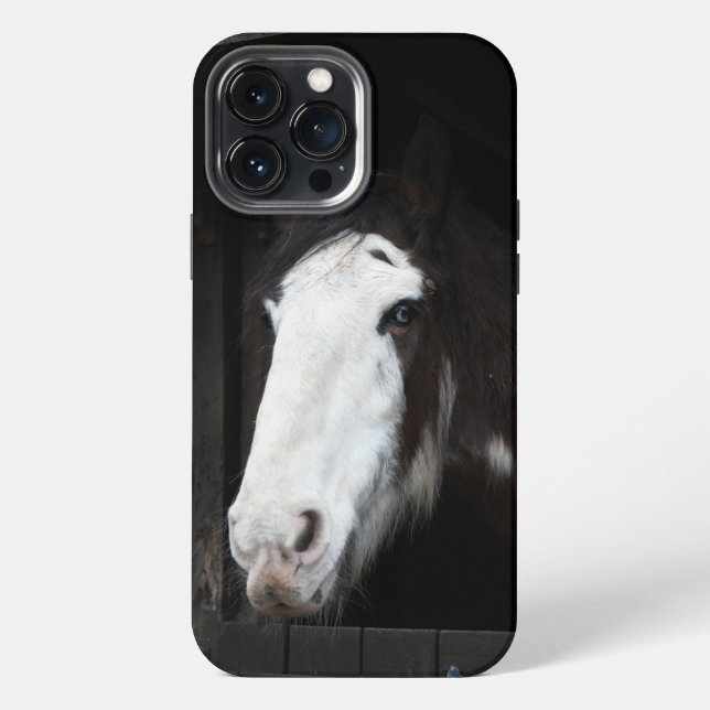 Funda Para iPhone Caballo marrón en granja (Reverso )