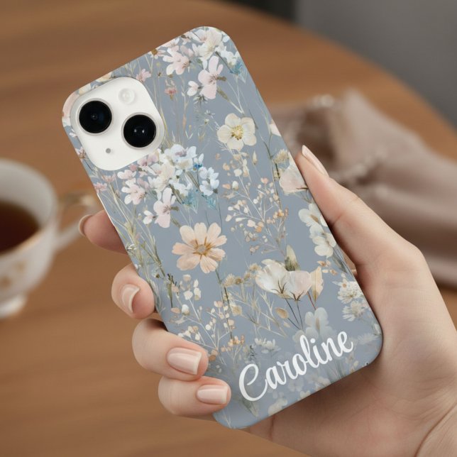 Funda Para iPhone Dusty Blue Floral Personalized  (Subido por el creador)
