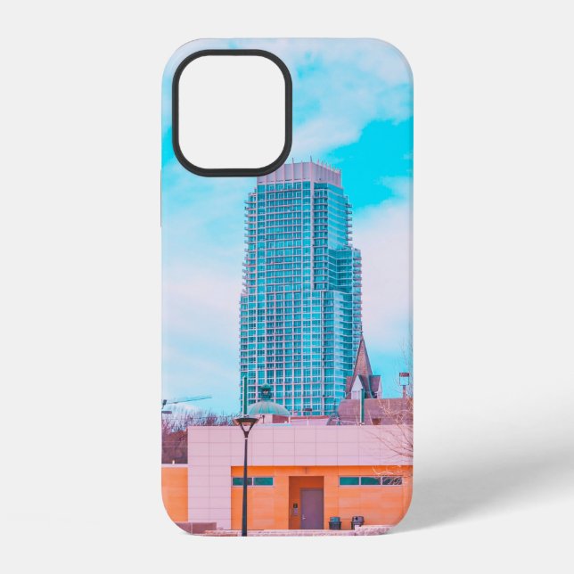 FUNDA PARA iPhone EDIFICIO DE HORMIGÓN MARRÓN CERCA DE ÁRBOLES DESNU (Reverso )