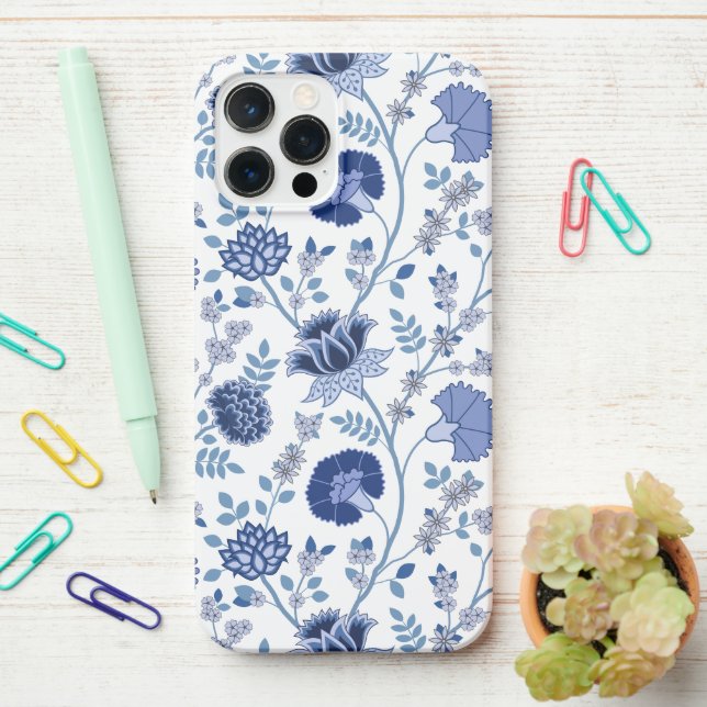 Funda Para iPhone El azul del gran patrón de flores jacobeas en blan (En el escritorio)