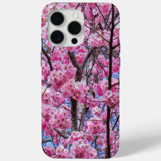 Elegancia de Flor de Cerezo