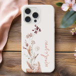 Funda Para iPhone 14 Elegante guión Monograma Boho Flor silvestre<br><div class="desc">Elegante guión Monograma Boho Wildflower estuche para iPhone</div>