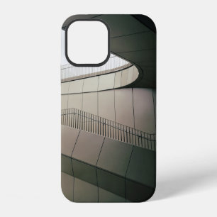 FUNDA PARA iPhone 12 ESCALERAS DE CONCRETO BLANCO CON BARANDAS DE METAL