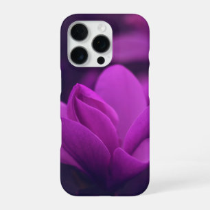 Funda Para iPhone 16 Pro Flor morada en luz suave