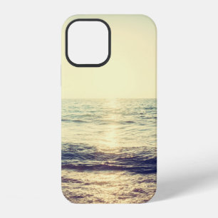 Funda Para iPhone 12 Hermoso atardecer con mar y playa - Vintage y