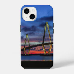 Funda Para iPhone 14 Iluminándolo