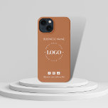 iPh Minimalista con logotipo comercial y medios so<br><div class="desc">Promociona tu negocio con este elegante estuche para iPhone,  que incluye el logotipo y el texto de los personalizados. Añade fácilmente tu logotipo haciendo clic en la opción "personalizar".</div>