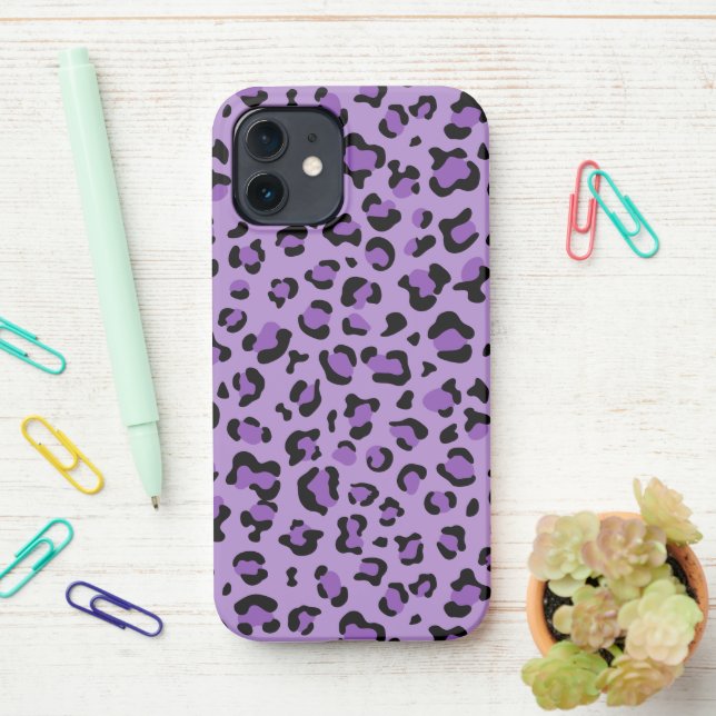 Funda Para iPhone Leopard Print, Leopard Spots, Purple Leopard (En el escritorio)