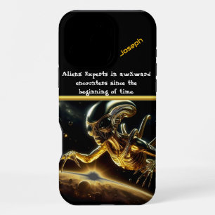 Funda Para iPhone 16 Pro Max Misterioso Alien Dorado Explorando Planetas Distan