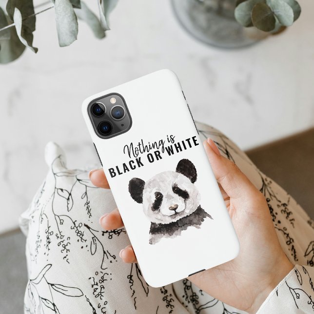 Funda Para iPhone Moderno Y Gracioso Panda Blanco Y Negro Con Cita (Subido por el creador)