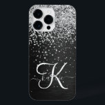 Funda Para iPhone 14 Pro Max Monograma de espuma negra Purpurina plateado perso<br><div class="desc">Personaliza fácilmente este elegante diseño de estuches de teléfono de moda con purpurina brillante de plata de bonito sobre fondo metálico cepillado negro.</div>