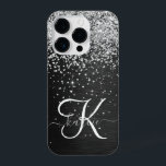 Funda Para iPhone 14 Pro Monograma de espuma negra Purpurina plateado perso<br><div class="desc">Personaliza fácilmente este elegante diseño de estuches de teléfono de moda con purpurina brillante de plata de bonito sobre fondo metálico cepillado negro.</div>