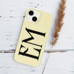 Funda Para iPhone 14 Monograma Moda de cosecha Amarillo<br><div class="desc">Monograma vintage.</div>