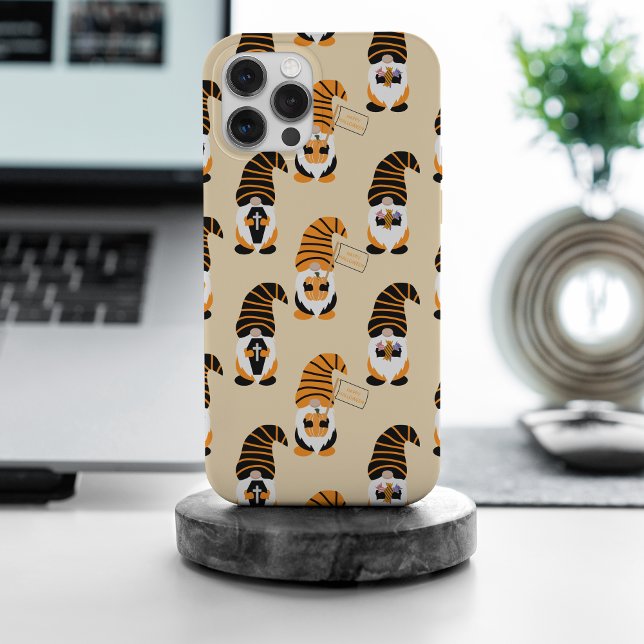 Funda Para iPhone Patrón De Gnomes, Trick O Tratamiento De Gnomes De (Subido por el creador)