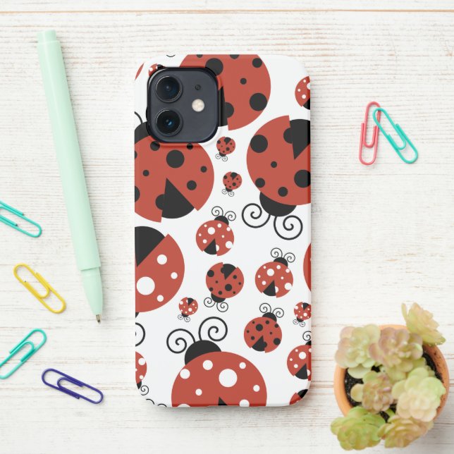 Funda Para iPhone Patrón De Ladybugs, Cute Ladybugs, Red Ladybugs (En el escritorio)