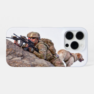 FUNDA PARA iPhone 16 PRO PERRO TRABAJADOR MILITAR DE EE.UU.