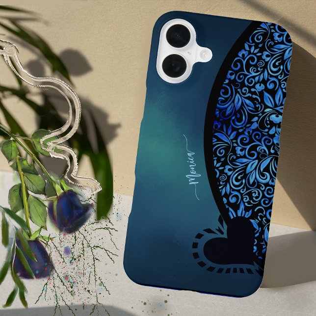 Funda Para iPhone Pollita de Moda Floral Gradiente Azul Corazón  (Trendy Chick Floral Blue Gradient Heart iPhone Case)