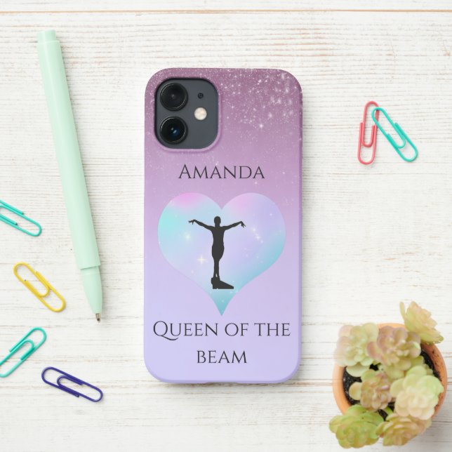Funda Para iPhone Reina Púrpura De La Gimnasia De La Viga Personaliz (En el escritorio)