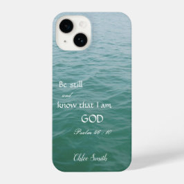 Funda Para iPhone 14 Salmo de verso de la Biblia 46:10 con vista al océ