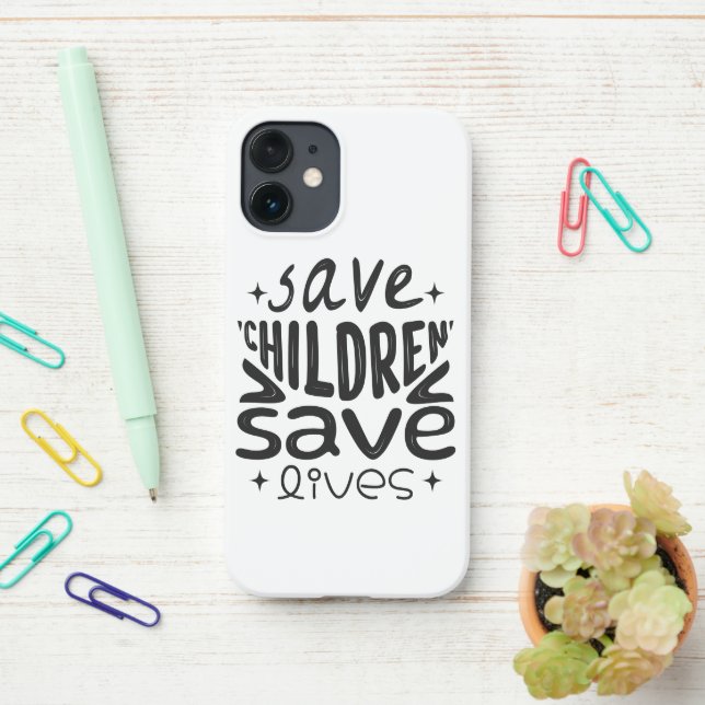 Funda Para iPhone Salven niños, salven vidas (En el escritorio)