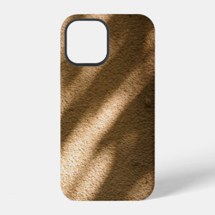 Funda Para iPhone 12 Sombra en suelo alfombrado marrón