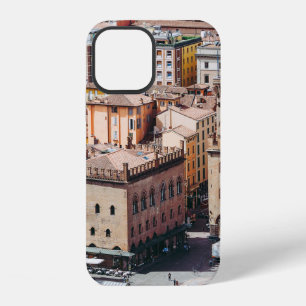 Funda Para iPhone 12 Vista aérea de la plaza Piazza Maggiore y San Petr