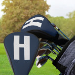 Funda Para Palo De Golf Azul y gris Minimalistas iniciales sobredimensiona<br><div class="desc">Negrita y minimalista, cubierta de la cabeza de golf personalizado, con su elección inicial. Este diseño presenta una tipografía sans serif sobredimensionada en gris plateado sobre un fondo azul oscuro. La plantilla está configurada para que usted cambie la letra pero, si usted desea editar los colores también, por favor haga...</div>