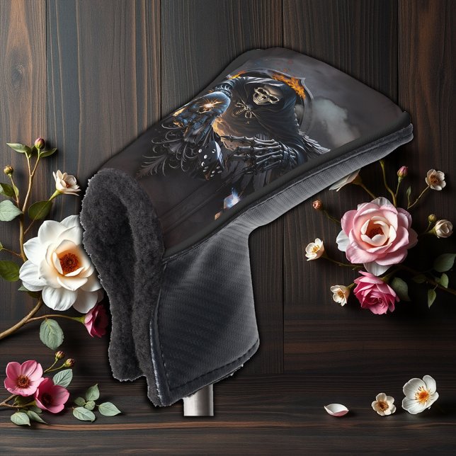 Funda Para Palo De Golf Huesos y magia, esqueleto con dados místicos. (Subido por el creador)