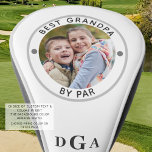 Funda Para Palo De Golf MEJOR GRANDPA DE PAR Photo Monogram<br><div class="desc">Para el abuelo especial entusiasta del golf, cree una exclusiva tapa para el cabezal de foto golf con el título editable BEST GRANDPA BY PAR y personalizada con una foto y su monograma. CAMBIOS: cambie el estilo de letra del texto, el color, el tamaño y la posición o los colores...</div>