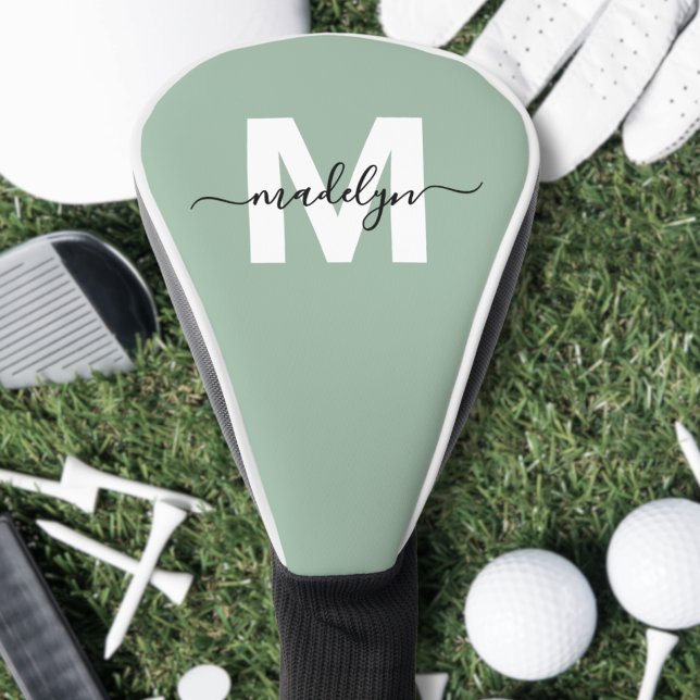 Funda Para Palo De Golf Monograma de nombre inicial verde sage de personal (Custom Sage Green Initial Name Monogram Golf Head Cover)