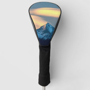 Funda Para Palo De Golf Nubes únicas sobre montañas cubiertas de nieve