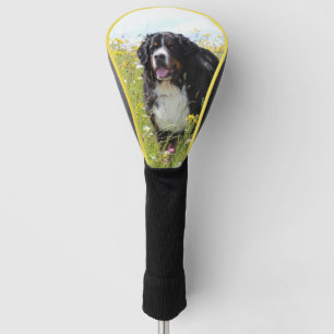 Funda Para Palo De Golf perro de montaña de bernesa en el campo