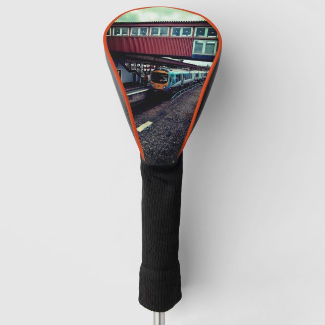 Funda Para Palo De Golf Tren bajo el puente (Anverso)