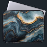 Funda Para Portátil Agate Geode con oro y mármol azul de la marina<br><div class="desc">Manga portátil con un impresionante diseño geodésico en un azul marino rico con elegantes acentos de mármol dorado,  perfecto para añadir un toque de sofisticación a su protección tecnológica.</div>