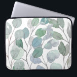Funda Para Portátil Agua Eucalyptus Greeneration<br><div class="desc">Esta manga portátil única y elegante está decorada con hojas de eucalipto de color agua en tonos verde pastel. Porque creamos nuestra propia obra de arte no encontrarás esta imagen exacta de otros diseñadores. Acuarela original © Michele Davies.</div>