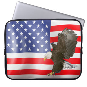 Funda Para Portátil Águila calva sobre la bandera estadounidense