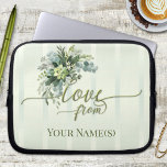 Funda Para Portátil Amar el filtro de guiones de vegetación<br><div class="desc">Manga portátil con un elegante diseño rayado verde con hojas de acuarela y textos de escritura. Hermoso por ejemplo una madre,  un profesor,  un empleador o una hermana... </div>