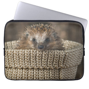 Funda Para Portátil Animales de bebé más afectados   Erizo en una cana