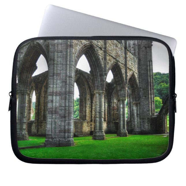 Funda Para Portátil Antigua Abadía de Tintern, Monasterio Cisterciense (Frente)