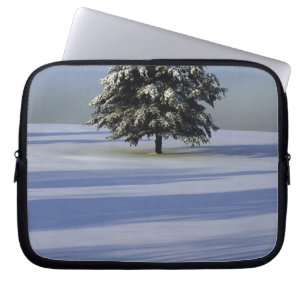 Funda Para Portátil Árbol en paisaje nevado