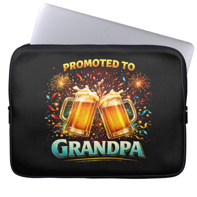 Funda Para Portátil Ascendido a Abuelo Futuro (Frente)
